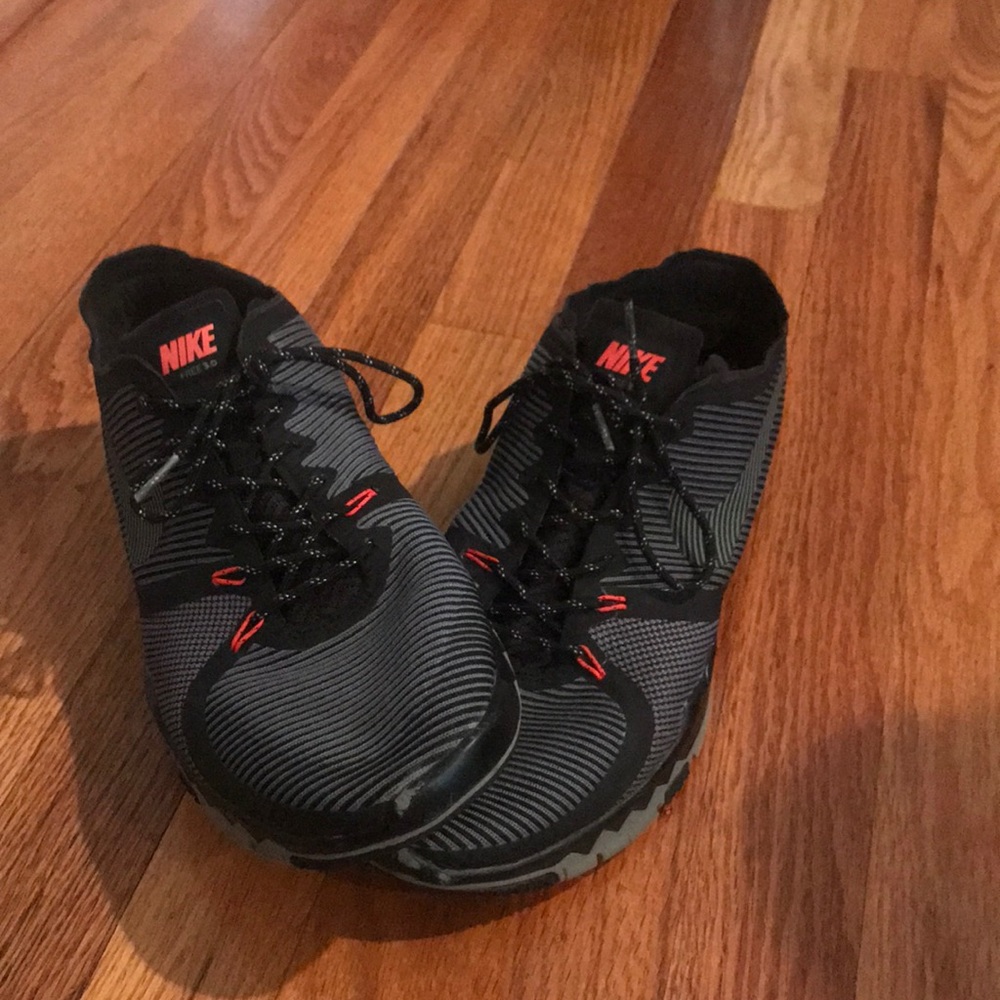 Men’s Nike Tennis Shoes